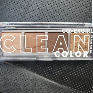 NWT Cover Girl Clean Color
